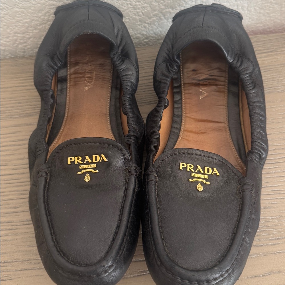 PRADA Black Leather Women's Loafers - Elegant Slip-On Flats